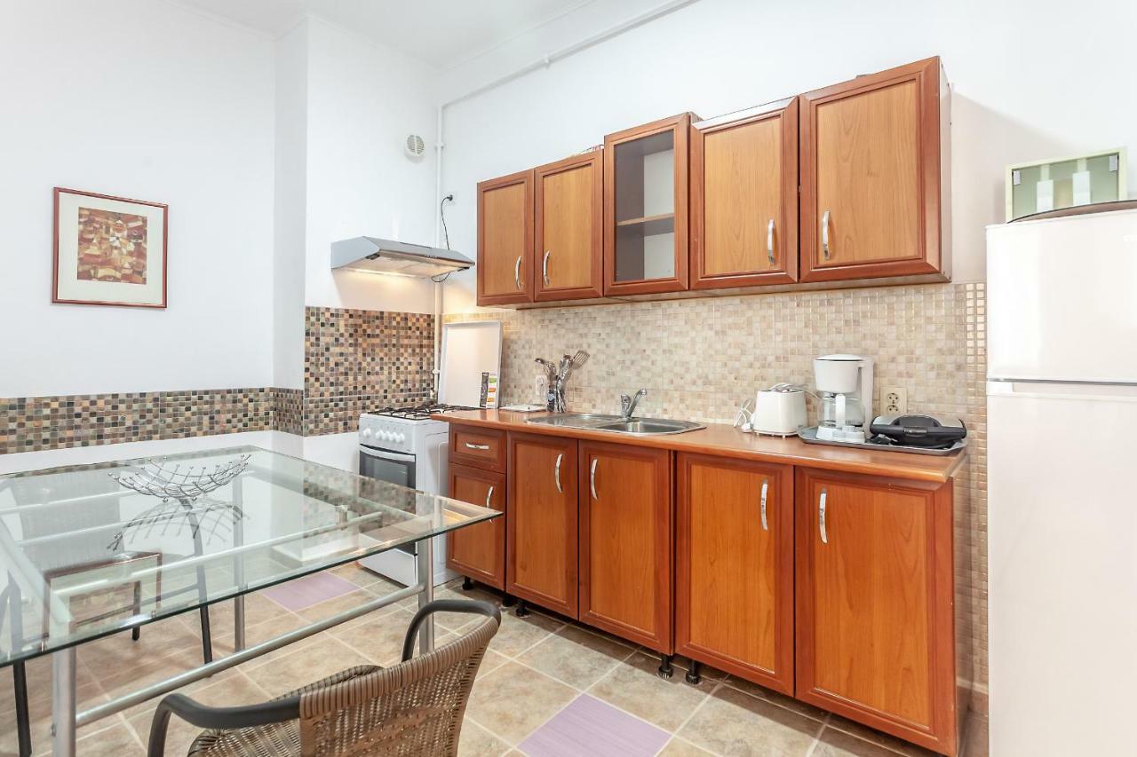 Kostas Apartments Braşov Esterno foto