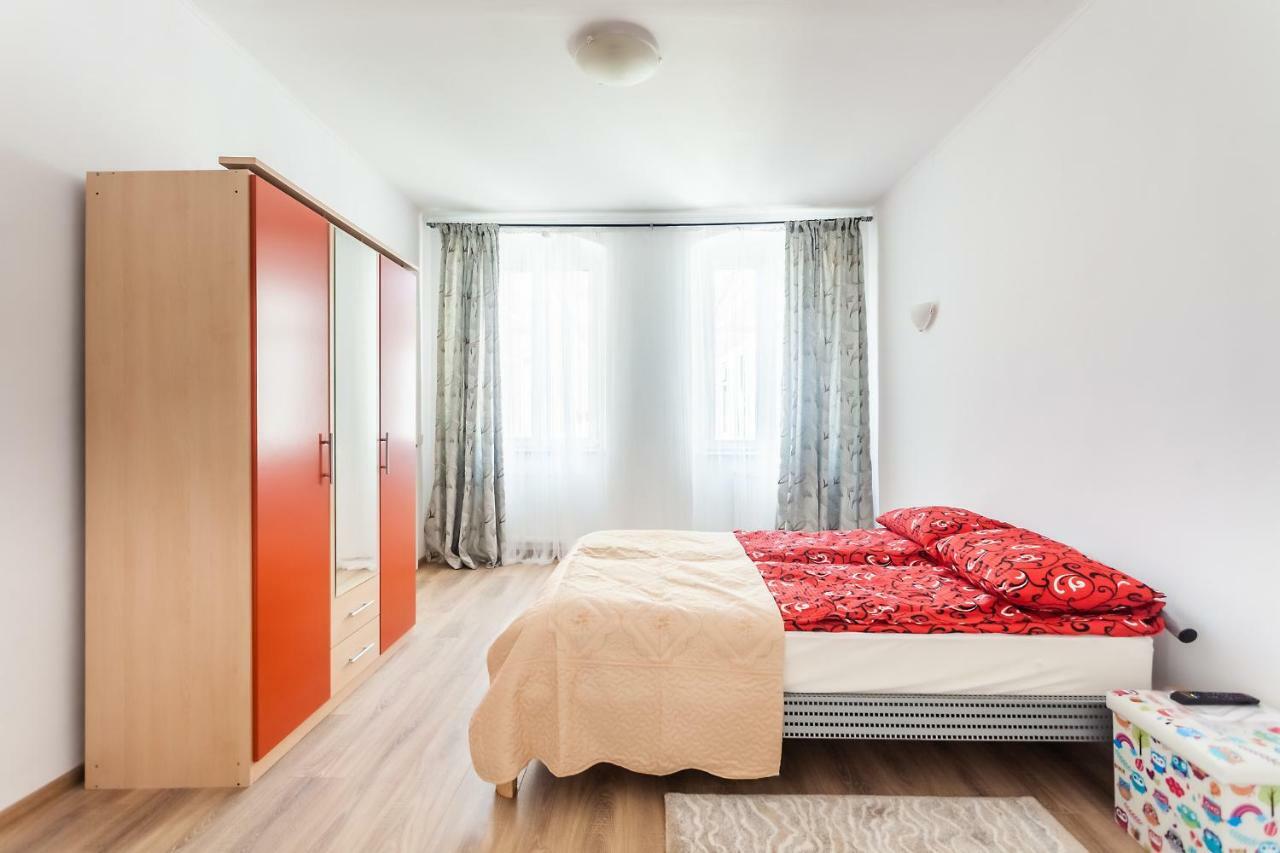 Kostas Apartments Braşov Esterno foto